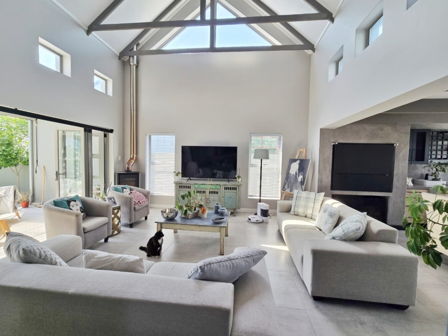 3 Bedroom Property for Sale in Blue Mountain Village Western Cape